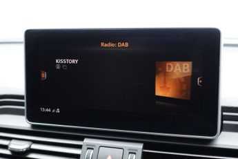 AUDI Q5 2.0 TFSI 45 Black Edition SUV 5dr Petrol S Tronic quattro Euro 6