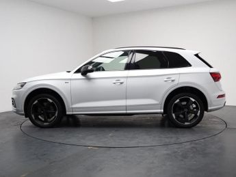 AUDI Q5 2.0 TFSI 45 Black Edition SUV 5dr Petrol S Tronic quattro Euro 6