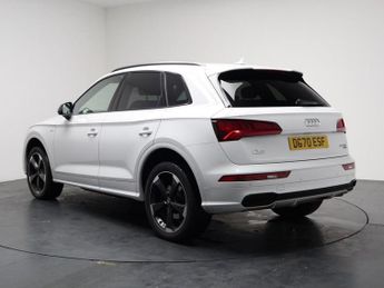 AUDI Q5 2.0 TFSI 45 Black Edition SUV 5dr Petrol S Tronic quattro Euro 6