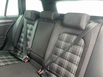 VOLKSWAGEN GOLF 2.0 TDI GTD Estate 5dr Diesel DSG Euro 6 (s/s) (184 ps)