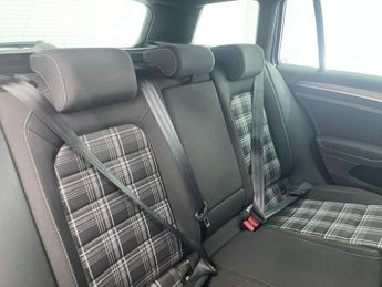 VOLKSWAGEN GOLF 2.0 TDI GTD Estate 5dr Diesel DSG Euro 6 (s/s) (184 ps)
