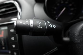 JAGUAR F-PACE 2.0 P250i R-Sport SUV 5dr Petrol Auto AWD Euro 6 (s/s) (250 ps)