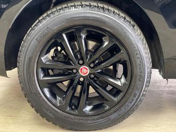 JAGUAR F-PACE 2.0 D165 R-Sport SUV 5dr Diesel Manual Euro 6 (s/s) (163 ps)