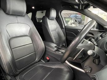 JAGUAR F-PACE 2.0 D180 R-Sport SUV 5dr Diesel Auto AWD Euro 6 (s/s) (180 ps)