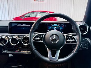 MERCEDES-BENZ A-CLASS 1.5 A180d Sport (Executive) Hatchback 5dr Diesel 7G-DCT Euro 6 (