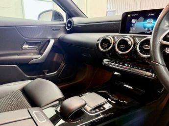 MERCEDES-BENZ A-CLASS 1.5 A180d Sport (Executive) Hatchback 5dr Diesel 7G-DCT Euro 6 (