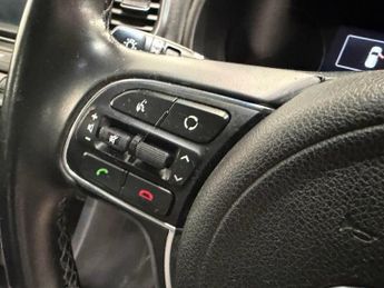 KIA SPORTAGE 2.0 CRDi KX-3 SUV 5dr Diesel Auto AWD Euro 6 (134 bhp)