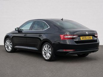 SKODA SUPERB 2.0 TDI SE L Executive Hatchback 5dr Diesel DSG Auto 6Spd Euro 6