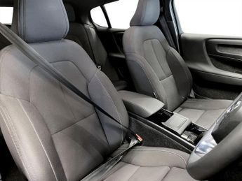 VOLVO C40 Recharge 69kWh Plus SUV 5dr Electric Auto (231 ps)