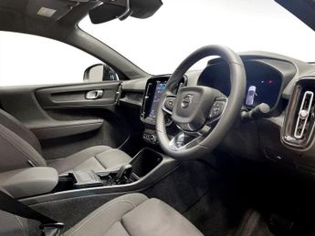 VOLVO C40 Recharge 69kWh Plus SUV 5dr Electric Auto (231 ps)