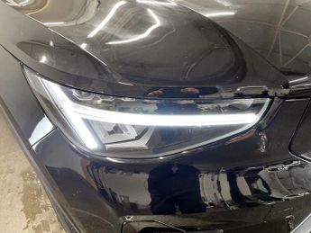 VOLVO XC40 Recharge 69kWh Plus SUV 5dr Electric Auto (231 ps)