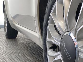 FIAT 500 1.2 Lounge Hatchback 3dr Petrol Dualogic Euro 6 (s/s) (69 bhp)