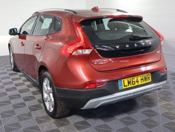 VOLVO V40 CROSS COUNTRY 1.6 D2 Lux Hatchback 5dr Diesel Powershift Euro 5 (s/s) (115 ps)