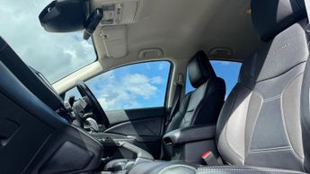 HONDA CR-V 1.6 i-DTEC Black Edition SUV 5dr Diesel Auto 4WD Euro 6 (160 ps)
