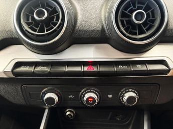 AUDI Q2 1.5 TFSI CoD 35 Sport SUV 5dr Petrol S Tronic Euro 6 (s/s) (150 