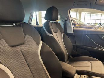 AUDI Q2 1.5 TFSI CoD 35 Sport SUV 5dr Petrol S Tronic Euro 6 (s/s) (150 