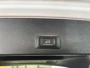AUDI Q2 1.5 TFSI CoD 35 Sport SUV 5dr Petrol S Tronic Euro 6 (s/s) (150 
