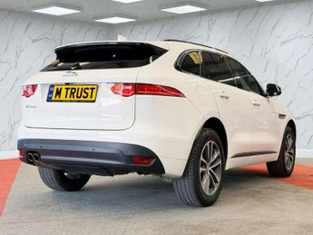 JAGUAR F-PACE 2.0 D165 R-Sport SUV 5dr Diesel Manual Euro 6 (s/s) (163 ps)