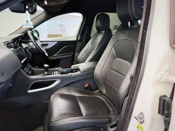 JAGUAR F-PACE 2.0 D165 R-Sport SUV 5dr Diesel Manual Euro 6 (s/s) (163 ps)