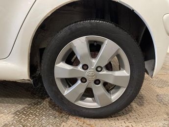 TOYOTA AYGO 1.0 VVT-i Go Hatchback 5dr Petrol Manual Euro 5 (67 ps)