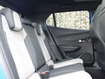 PEUGEOT E-2008 50kWh GT SUV 5dr Electric Auto (136 ps)