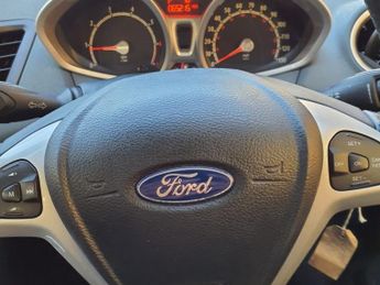 FORD FIESTA 1.4 Titanium Hatchback 5dr Petrol Automatic (154 g/km, 94 bhp)