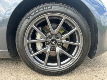 TESLA Model 3 Standard Range Plus Saloon 4dr Electric Auto RWD (241 bhp)