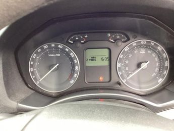 SKODA OCTAVIA 1.6 FSI Ambiente Hatchback 5dr Petrol Manual Euro 4 (115 bhp)