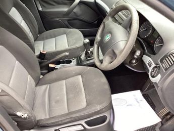 SKODA OCTAVIA 1.6 FSI Ambiente Hatchback 5dr Petrol Manual Euro 4 (115 bhp)
