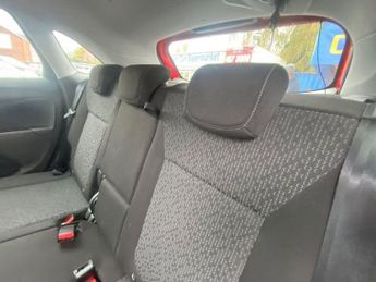 VAUXHALL CROSSLAND X 1.2 SE SUV 5dr Petrol Manual Euro 6 (83 ps)