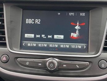 VAUXHALL CROSSLAND X 1.2 SE SUV 5dr Petrol Manual Euro 6 (83 ps)