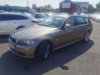 BMW 3 SERIES 2.0 318d SE Touring 5dr Diesel Steptronic Euro 5 (143 ps)