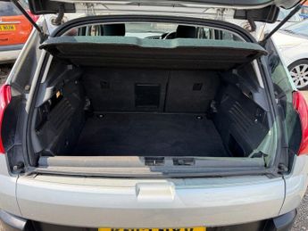 PEUGEOT 3008 1.6 e-HDi Active SUV 5dr Diesel EGC Euro 5 (s/s) (112 ps)