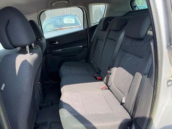 PEUGEOT 3008 1.6 e-HDi Active SUV 5dr Diesel EGC Euro 5 (s/s) (112 ps)
