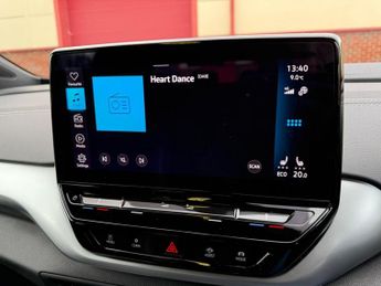 VOLKSWAGEN ID.4 Pure Performance 52kWh Style Auto 5dr