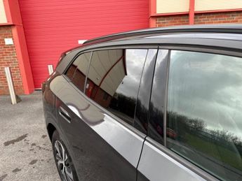 VOLKSWAGEN ID.4 Pure Performance 52kWh Style Auto 5dr