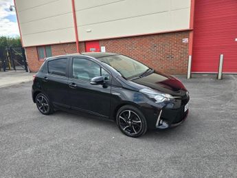 TOYOTA YARIS 1.5 VVT-h Design E-CVT Euro 6 (s/s) 5dr