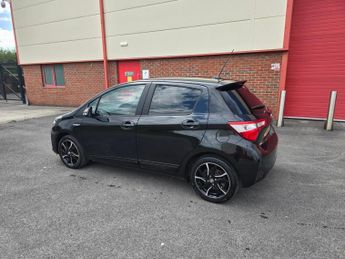 TOYOTA YARIS 1.5 VVT-h Design E-CVT Euro 6 (s/s) 5dr