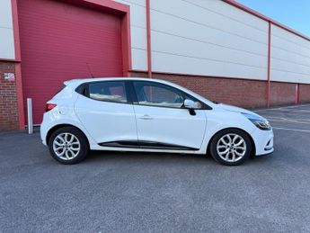RENAULT CLIO 1.5 dCi Dynamique Nav Hatchback 5dr Diesel EDC Euro 6 (s/s) (90 
