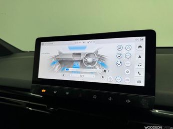 MG Mg4 64kWh Trophy Long Range Hatchback 5dr Electric Auto (203 ps)