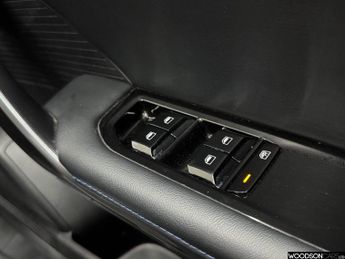 MG Mg4 64kWh Trophy Long Range Hatchback 5dr Electric Auto (203 ps)