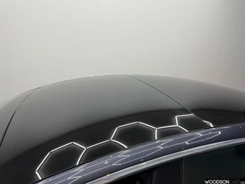 TESLA Model 3 (Dual Motor) Long Range Saloon 4dr Electric Auto 4WDE (346 ps)