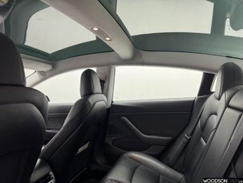TESLA Model 3 (Dual Motor) Long Range Saloon 4dr Electric Auto 4WDE (346 ps)