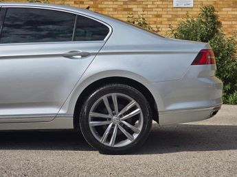 VOLKSWAGEN PASSAT 1.4 TSI GTE Saloon 4dr Petrol Plug-in Hybrid DSG Euro 6 (s/s) (2