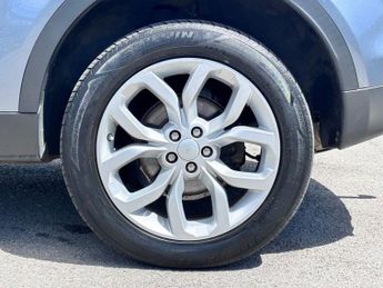 LAND ROVER DISCOVERY SPORT 2.0 TD4 HSE SUV 5dr Diesel Auto 4WD Euro 6 (s/s) (180 ps)