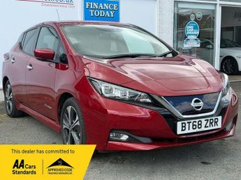NISSAN LEAF 40kWh Tekna Hatchback 5dr Electric Auto (150 ps)