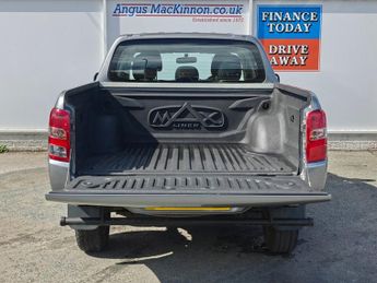 FIAT FULLBACK 2.4D SX Pickup Double Cab 4dr Diesel Manual 4WD Euro 6 (s/s) (Eu