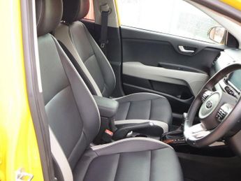KIA STONIC 1.0 T-GDi 4 SUV 5dr Petrol DCT Euro 6 (s/s) (118 bhp)
