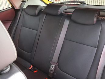 KIA STONIC 1.0 T-GDi 4 SUV 5dr Petrol DCT Euro 6 (s/s) (118 bhp)