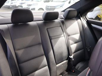 MERCEDES-BENZ C-CLASS 1.8 C180K Sport Saloon 4dr Petrol Auto Euro 4 (156 ps)